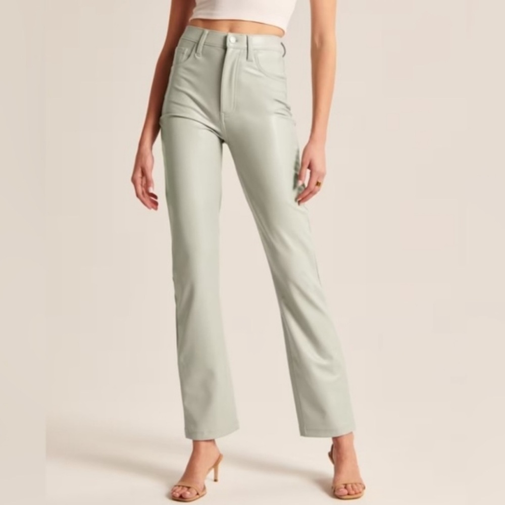 Abercrombie & Fitch Vegan Leather 90’s Straight Ultra High Rise Pants size 26